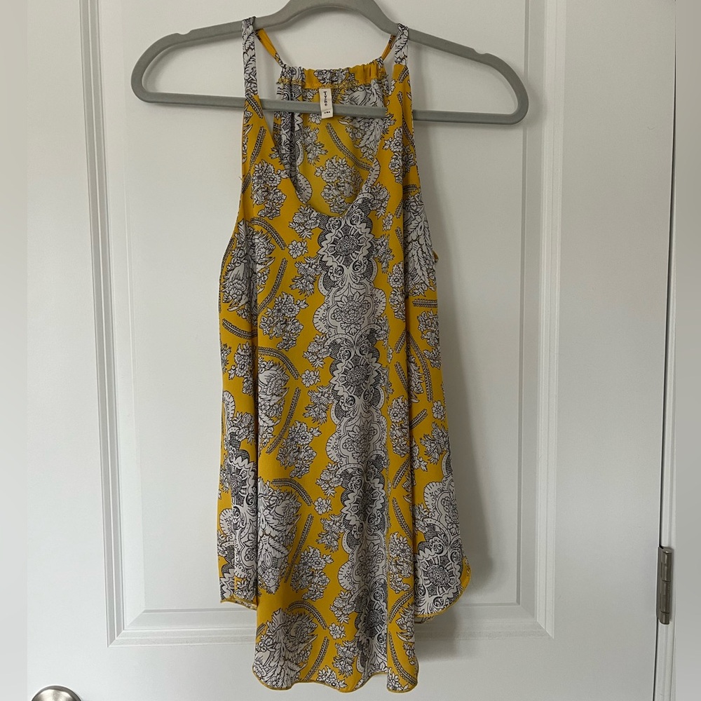 Tyche Small Yellow Paisley Print Sleeveless Tank Top